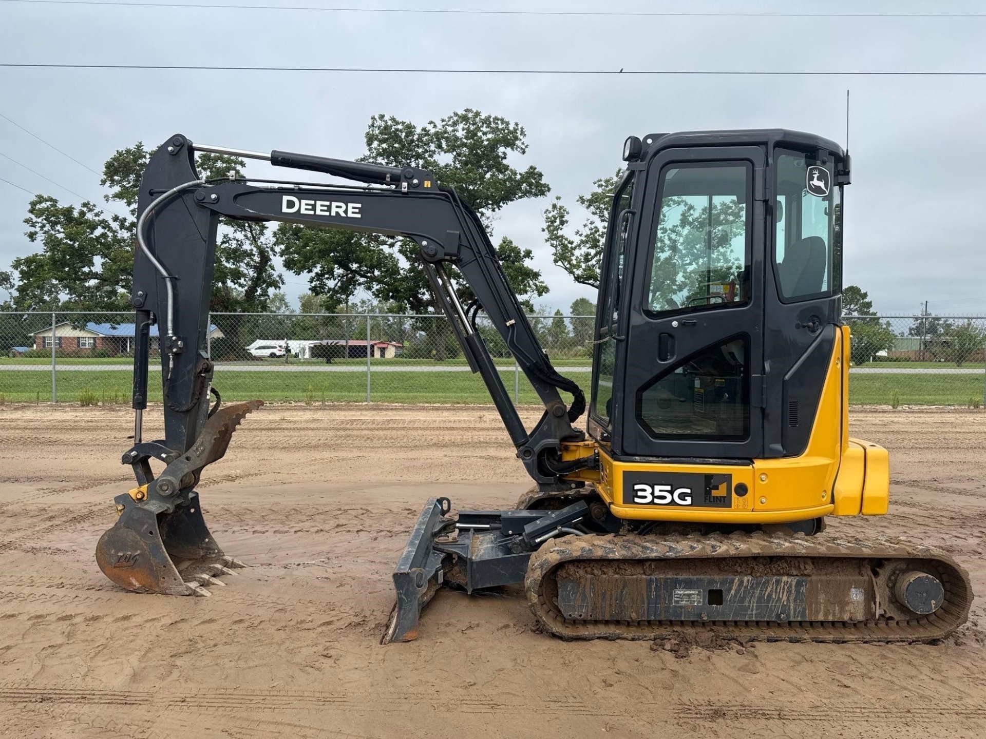 2020 John Deere 35G