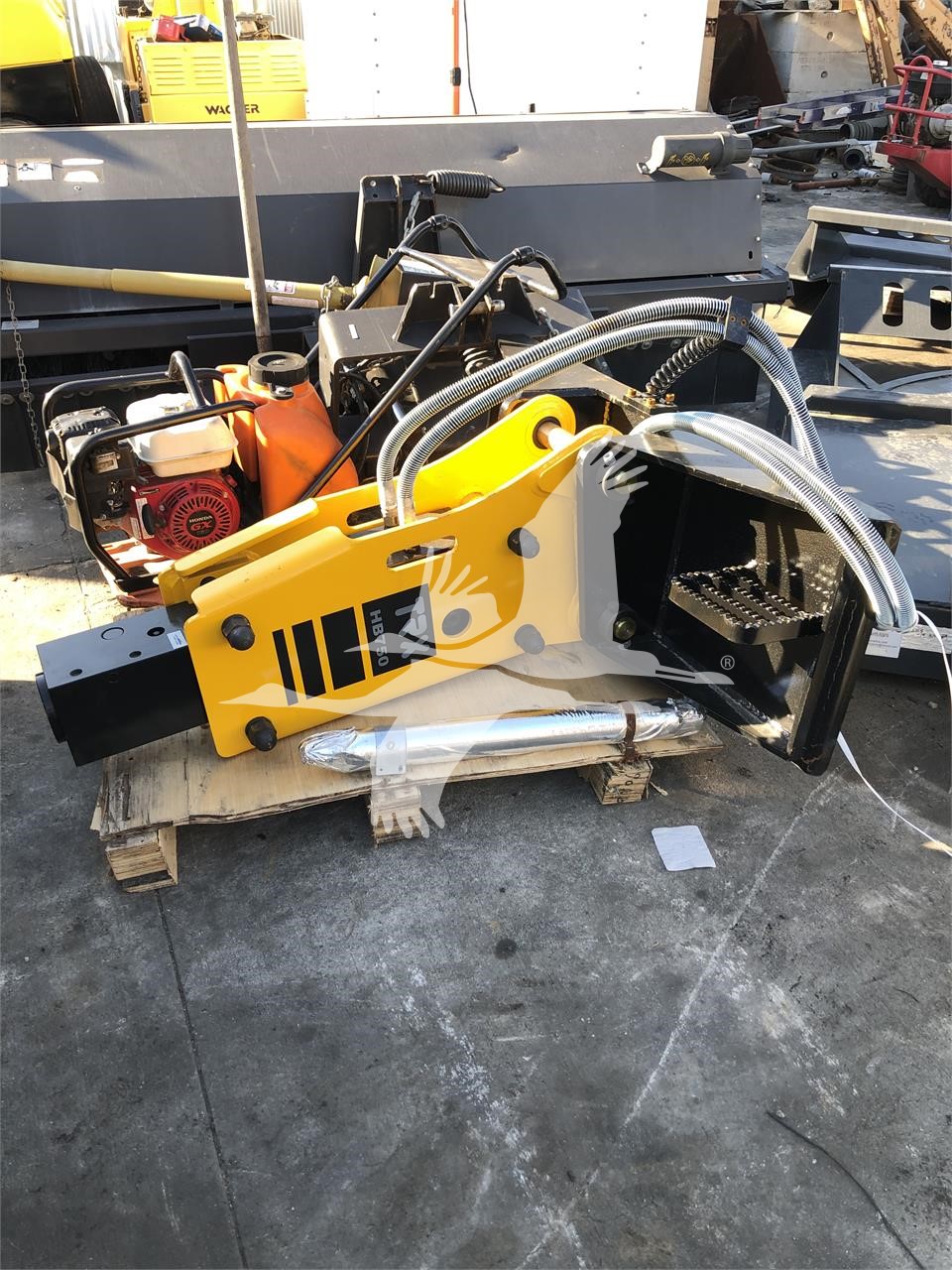 Used 2026 Hammer/Breaker - Hydraulic TRX HB750 CA01072020CL for sale in Los Angeles, California