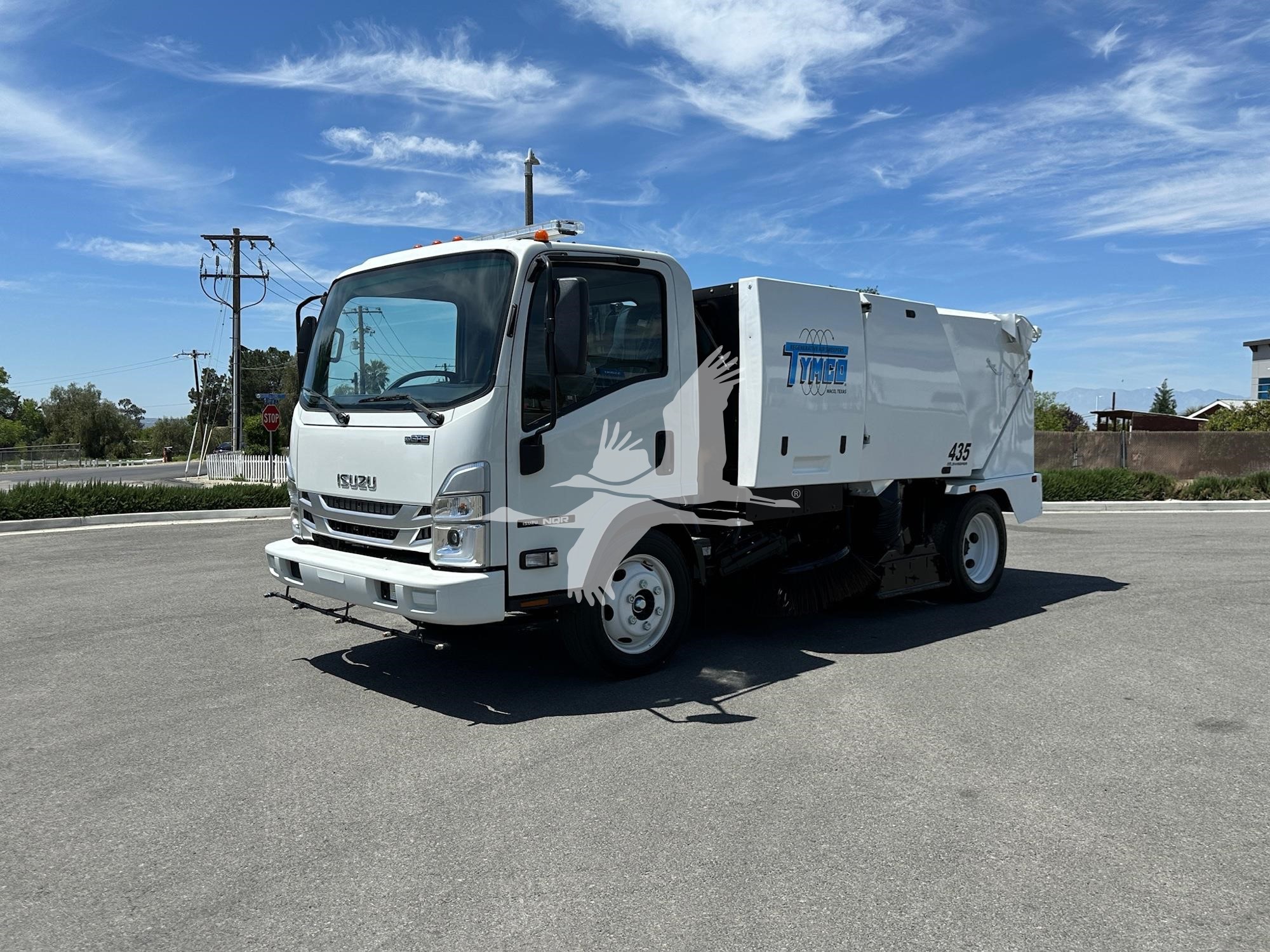 2025 ISUZU NQR CA07232025CL