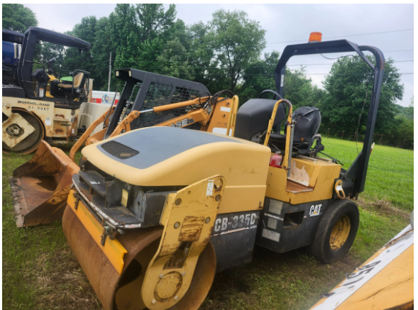 2001 Caterpillar CB335-D