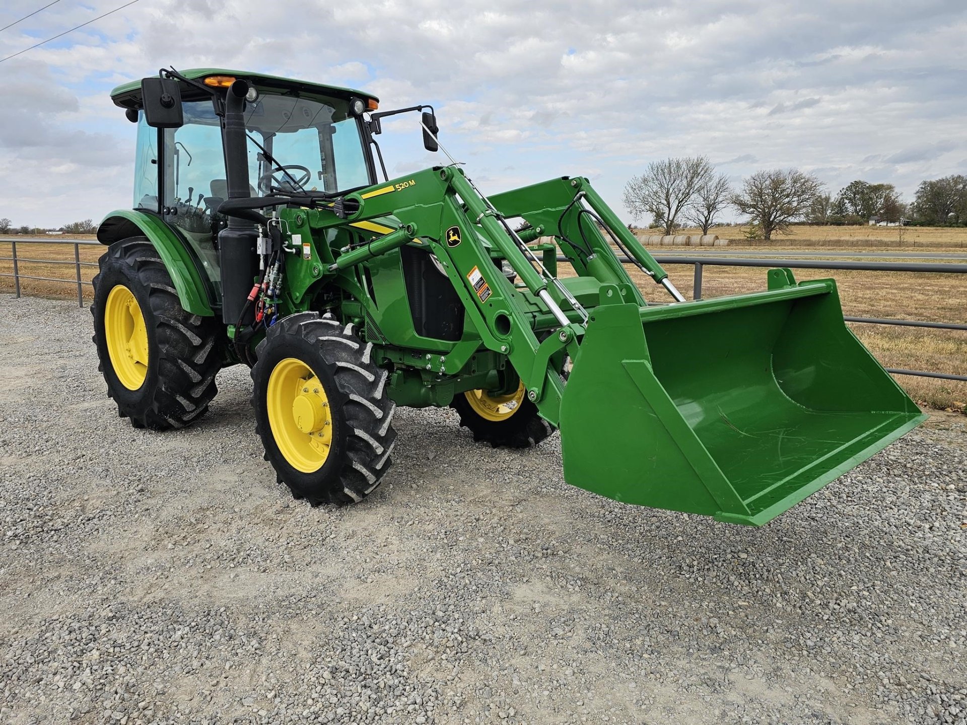2022 John Deere 5090E