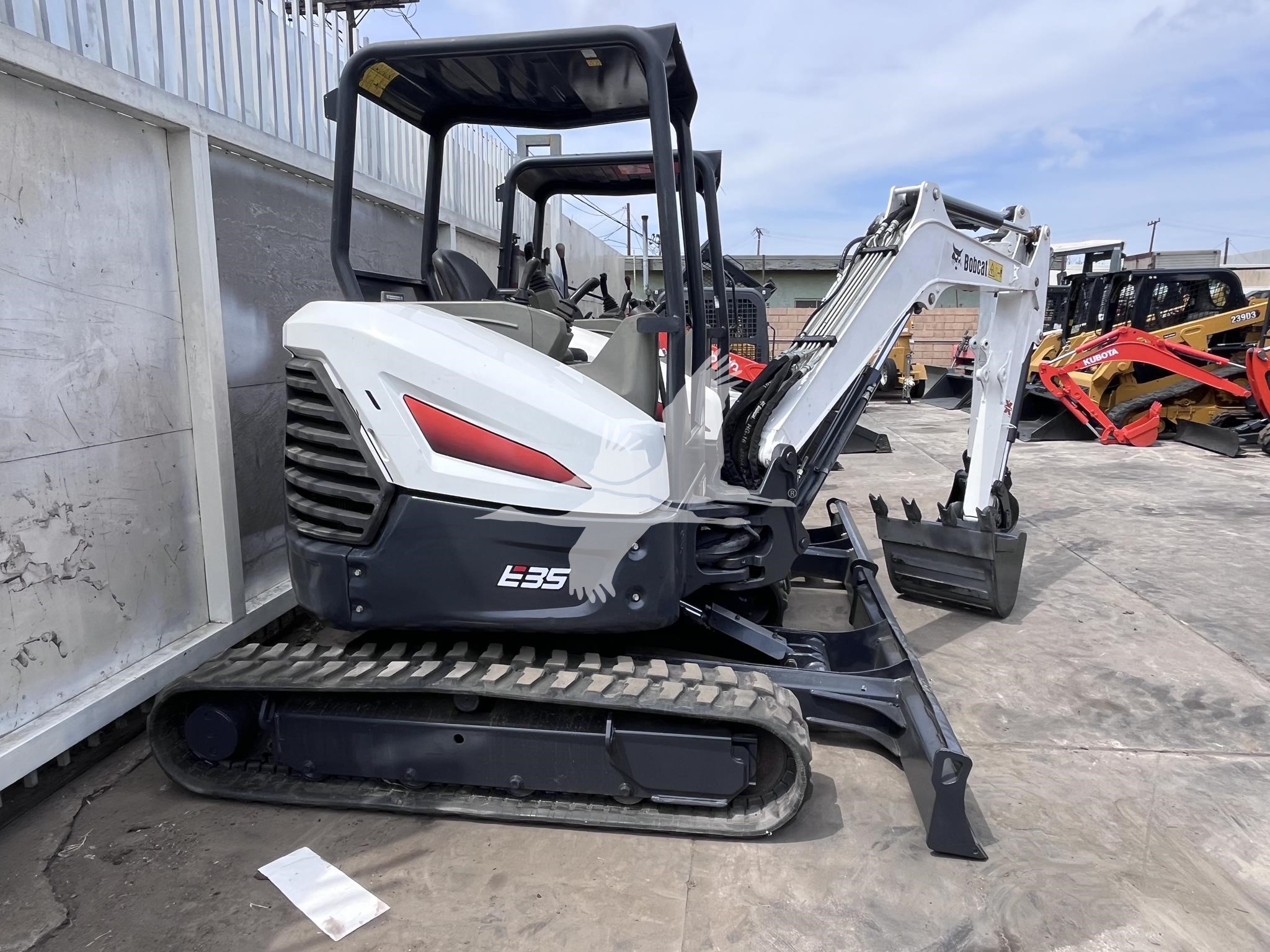 2020 BOBCAT E35 CA04232026CL
