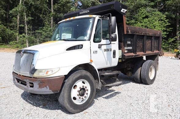 2005 International Durastar 4300