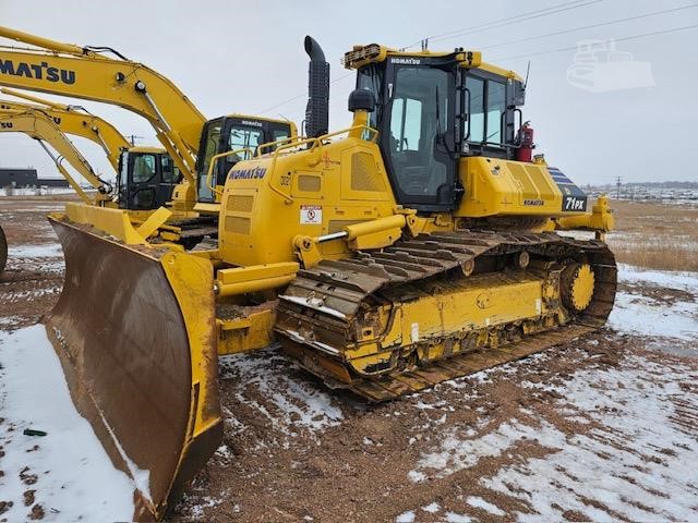 2023 Komatsu D71PX-24