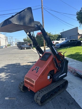 2006 Ditch Witch SK650