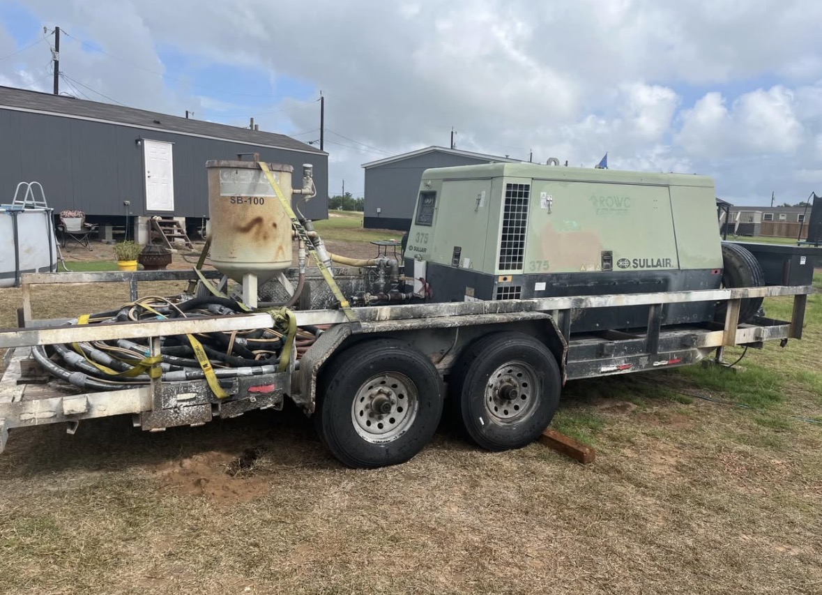 2012 Caterpillar sull air 375 air compressor