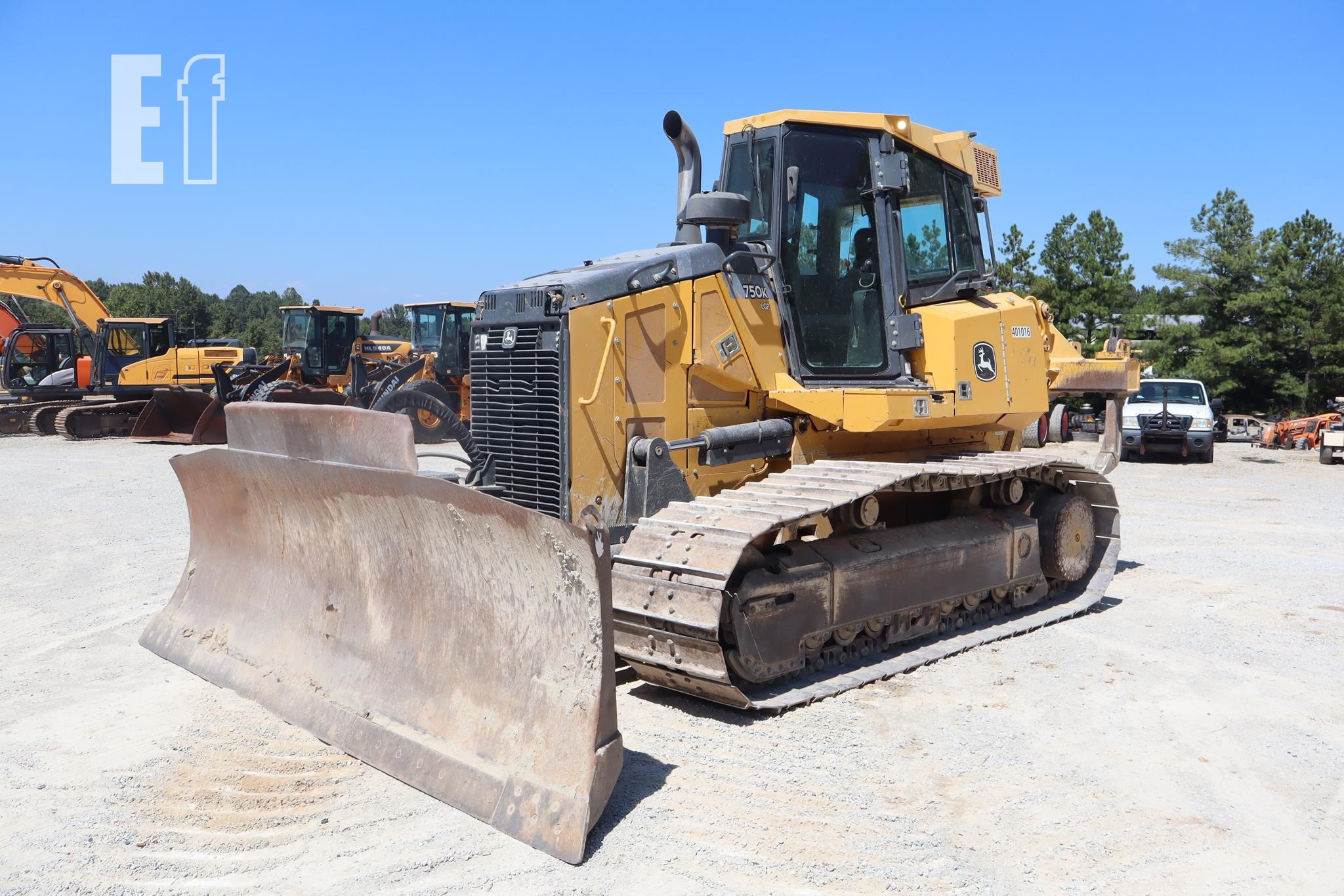 2017 John Deere 750K LGP