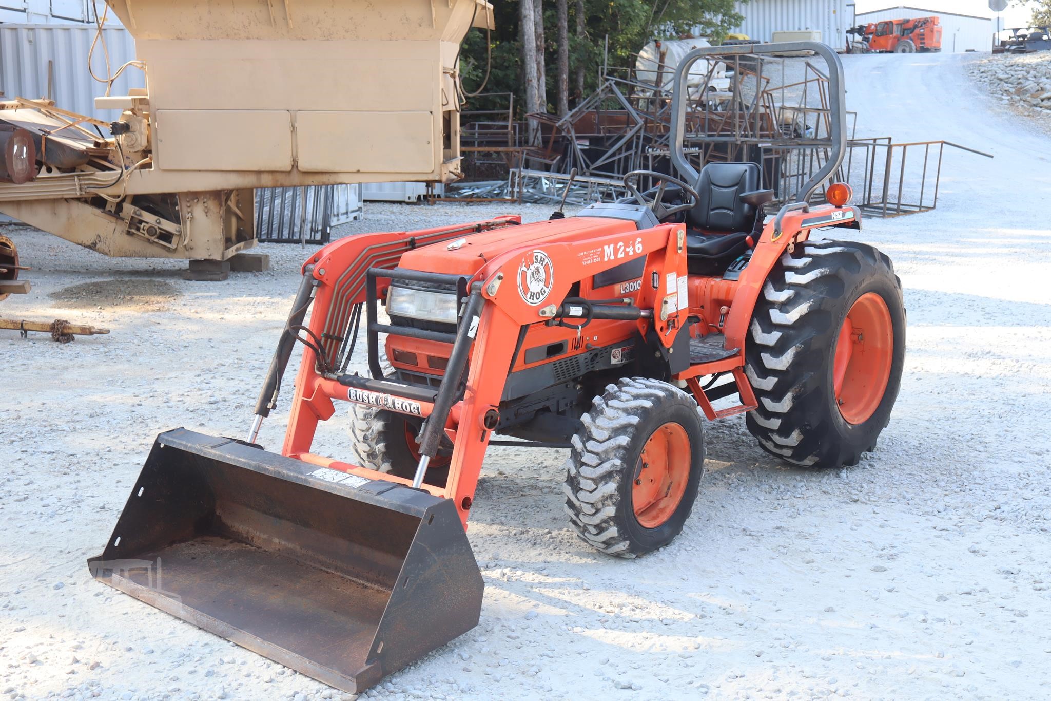 2000 Kubota L3010HST